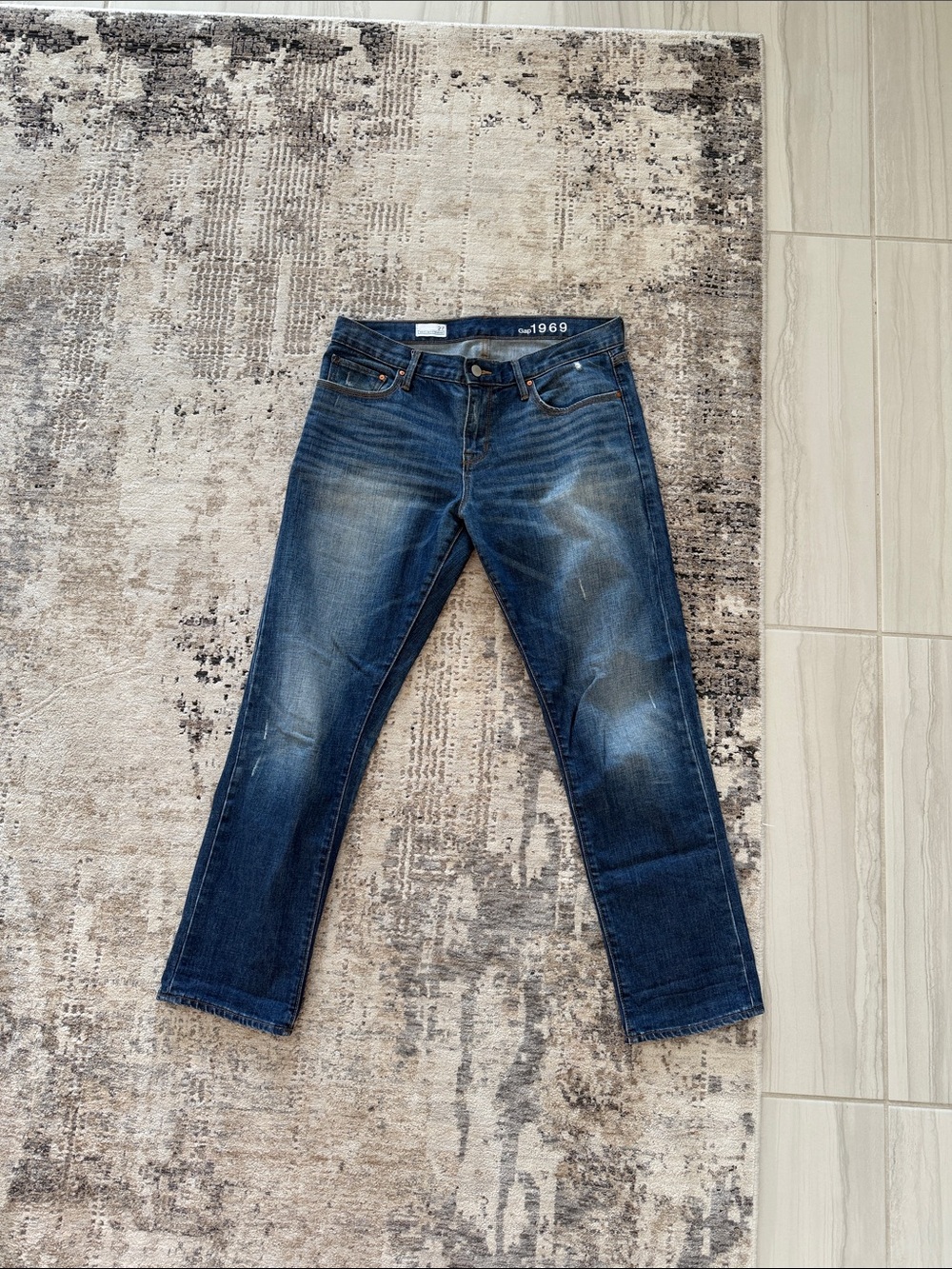 Gap 1969 Sexy Boyfriend Jeans Mid Rise Distressed Loco Wash 27
